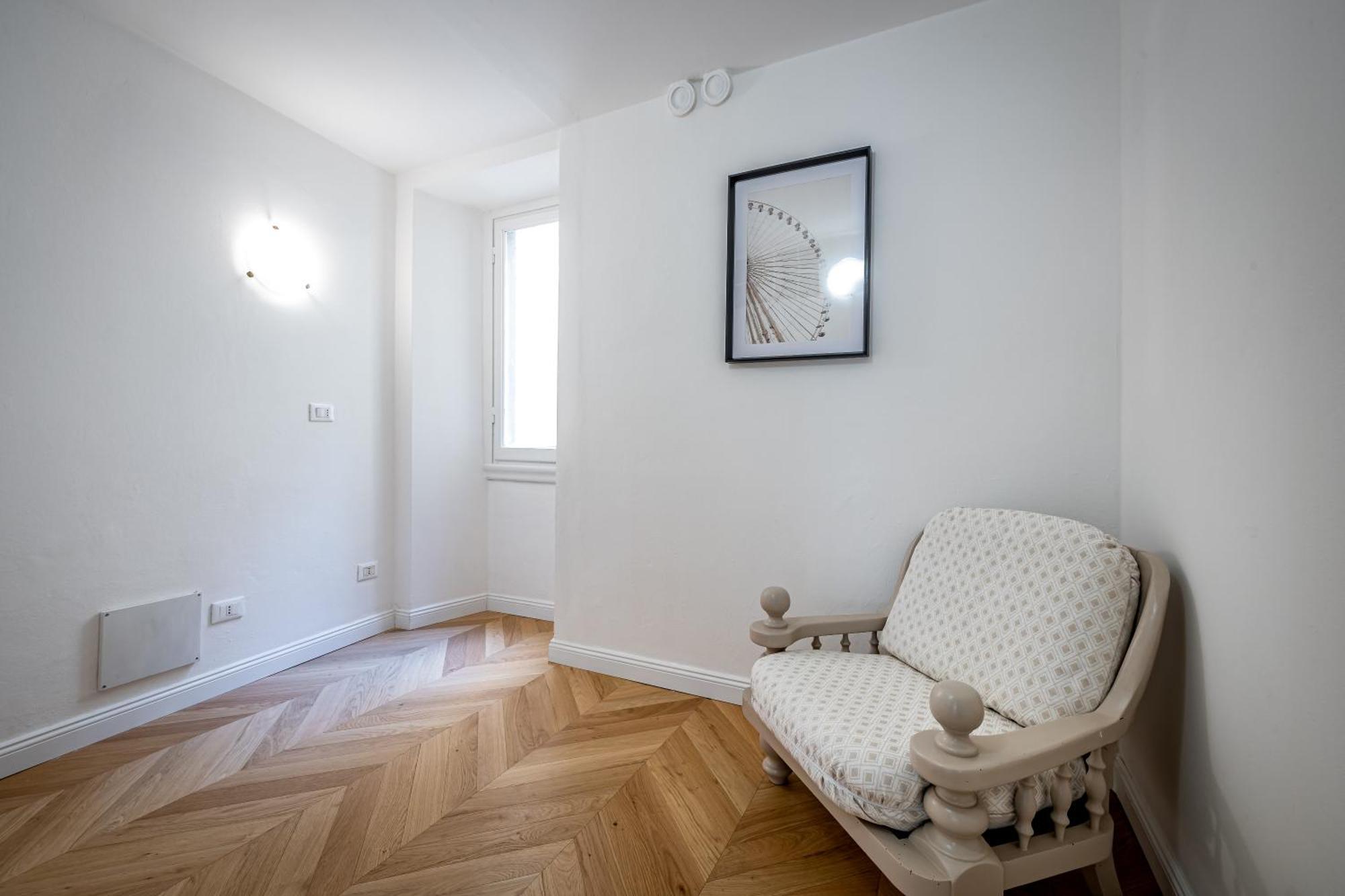 Yd Perfect For A In Near Center Appartamento